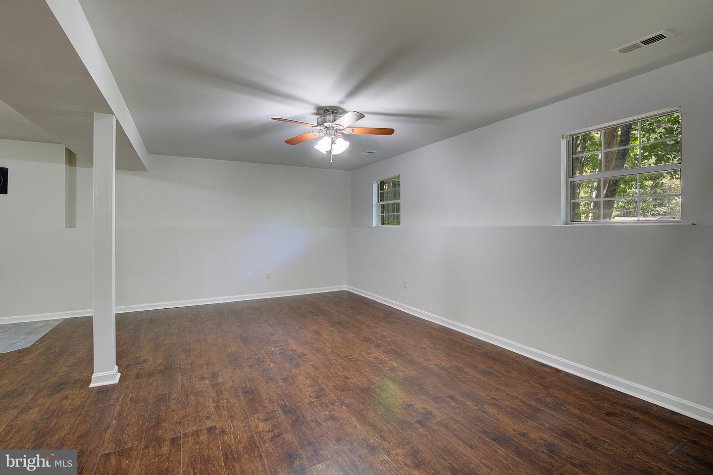 949 San Joaquin Ln Property Photo 25