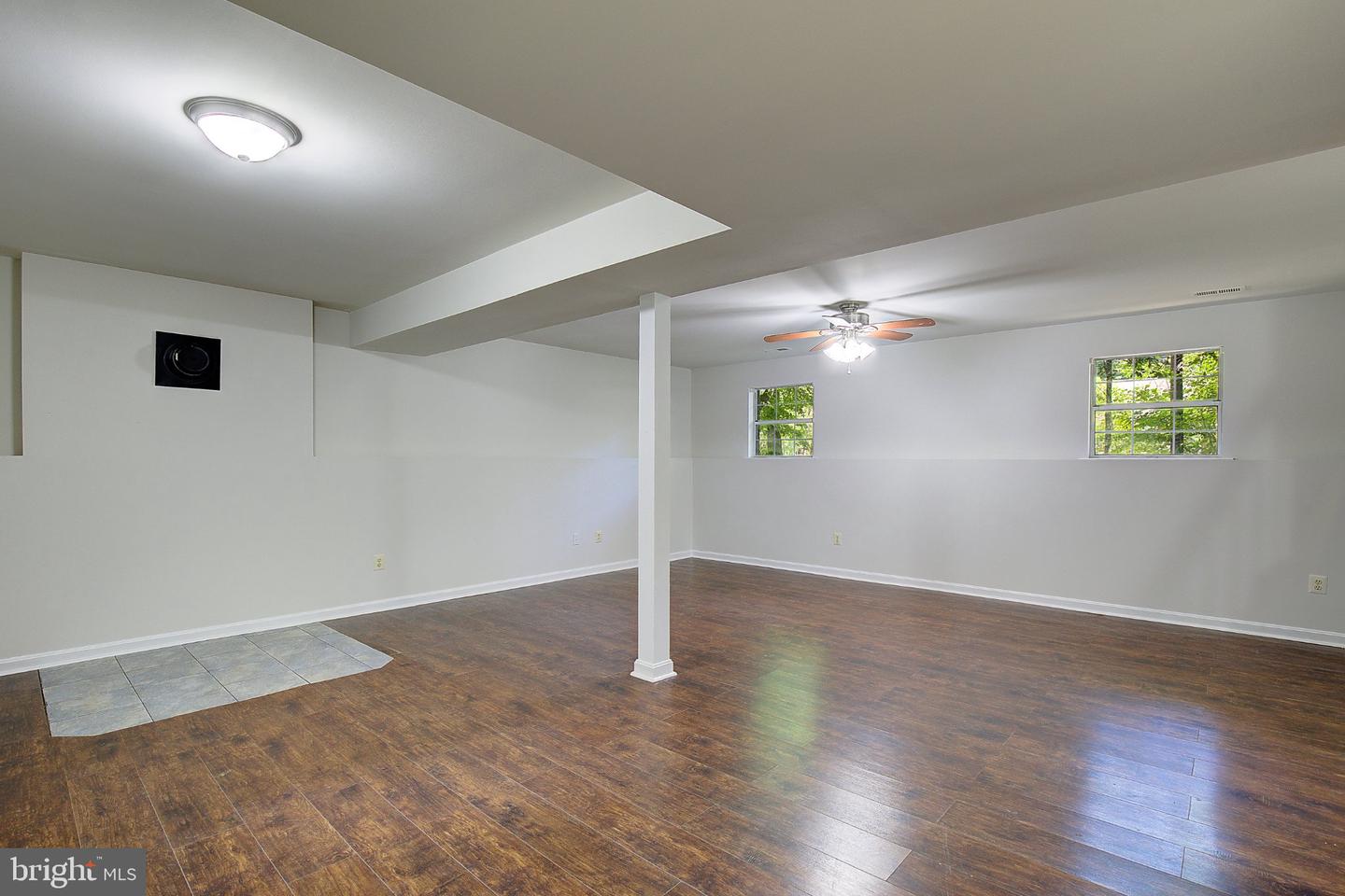 949 San Joaquin Ln Property Photo 29