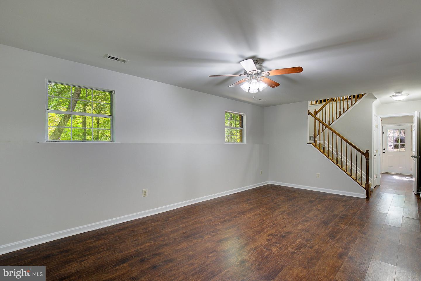 949 San Joaquin Ln Property Photo 30