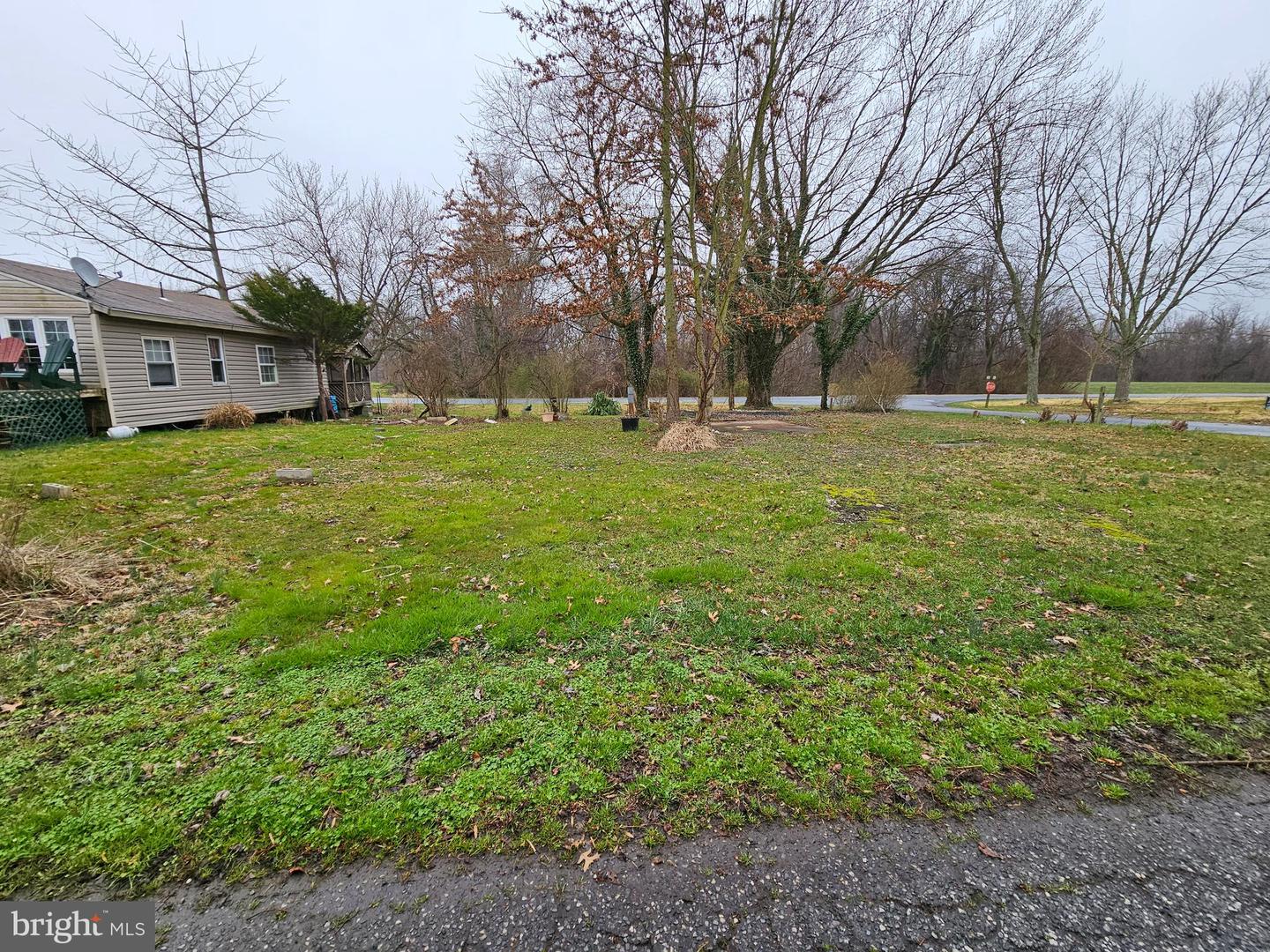 121 Property Photo 3