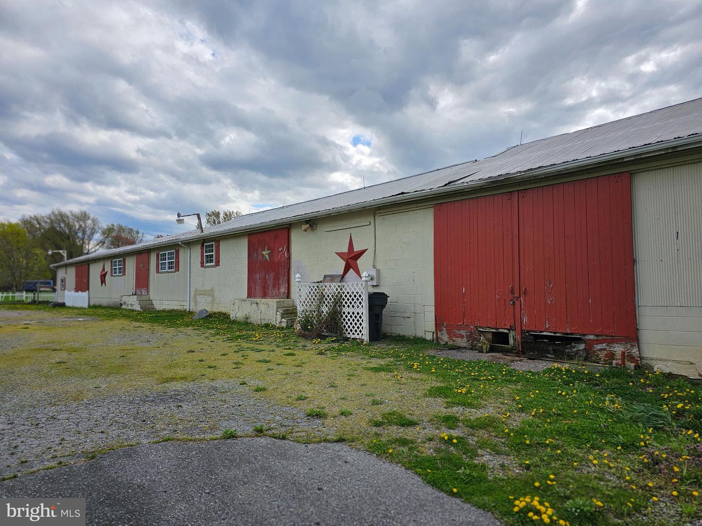 271 England Creamery Rd Property Photo