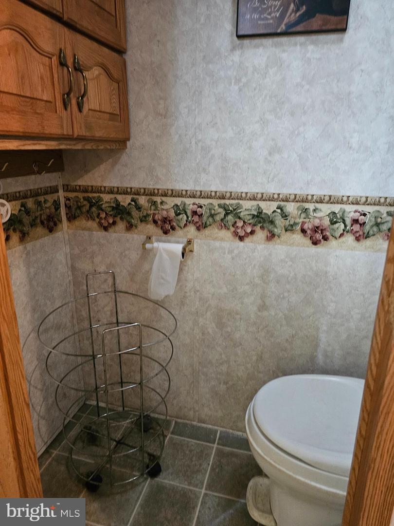 227 Property Photo 6