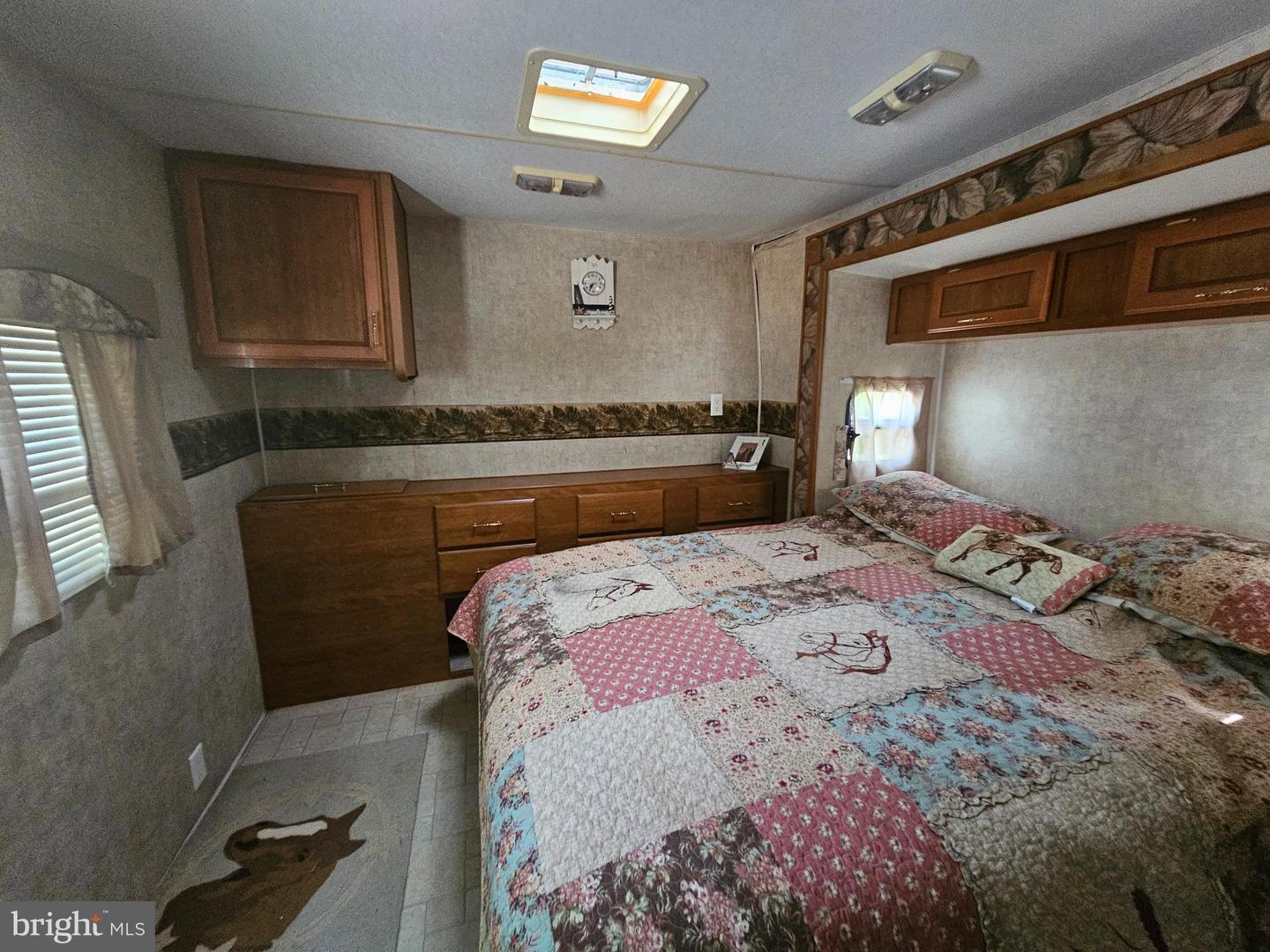 227 Property Photo 19