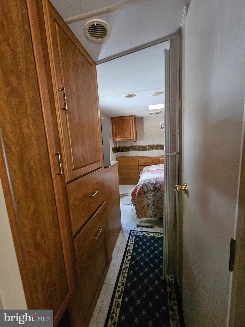 227 Property Photo 21