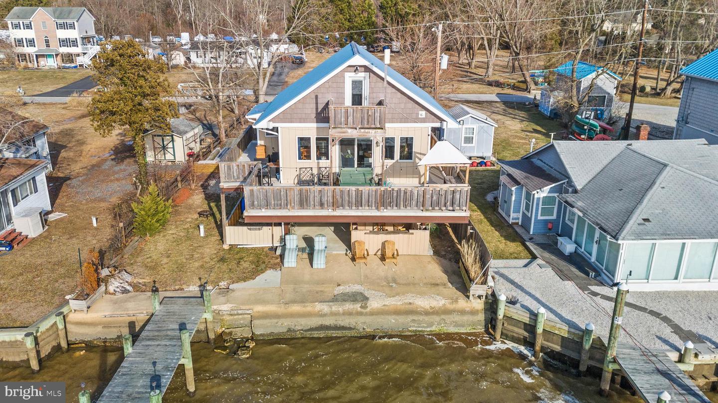 79 River Rd Property Photo
