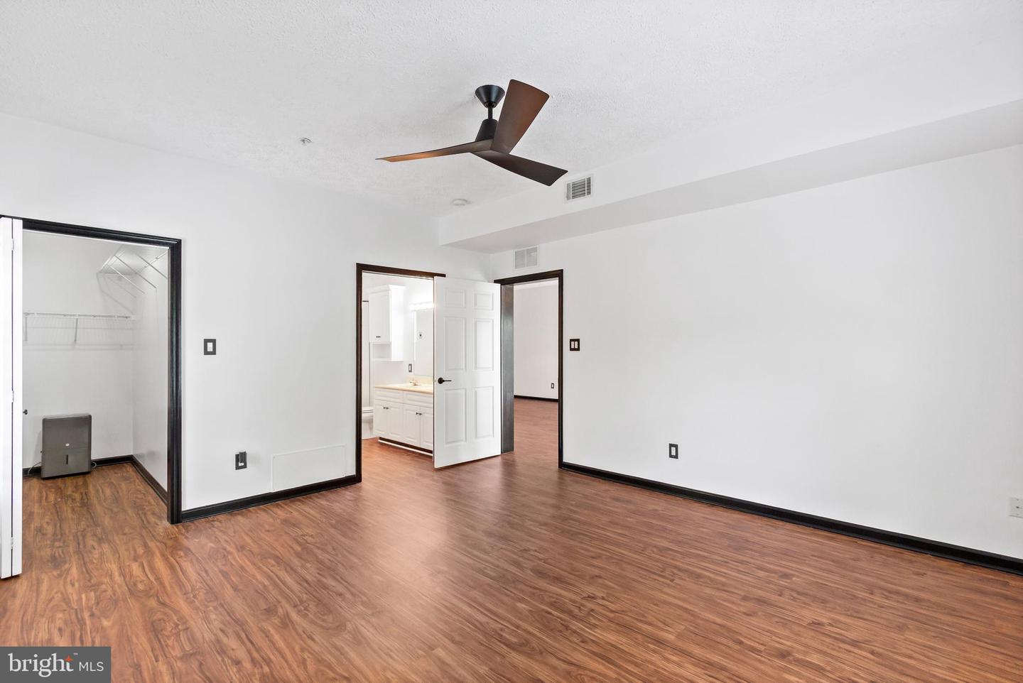 106 Rowland Dr #106 Property Photo 23