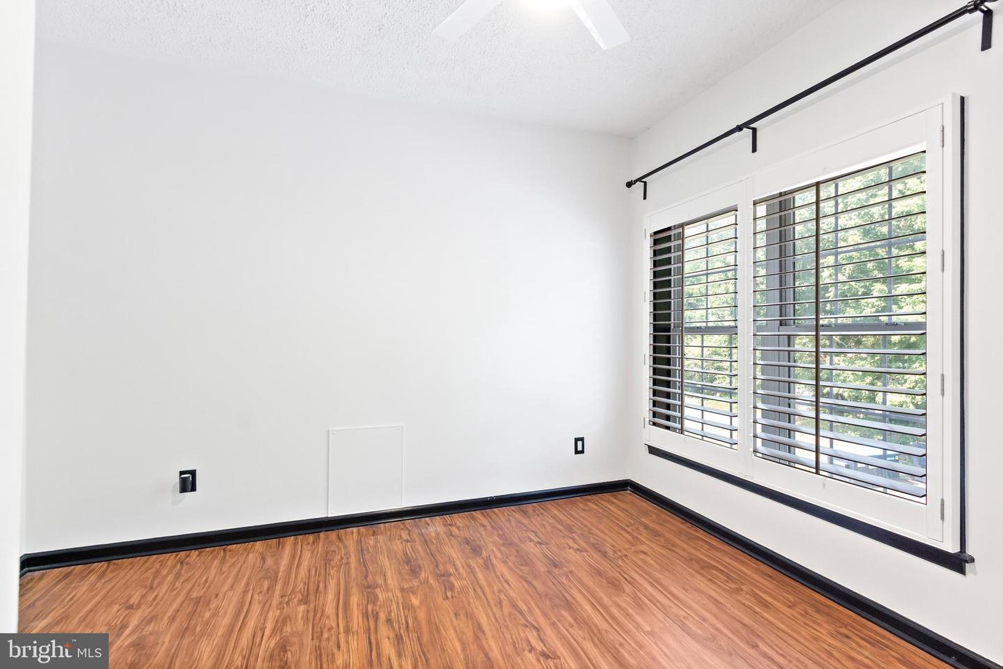 106 Rowland Dr #106 Property Photo 30