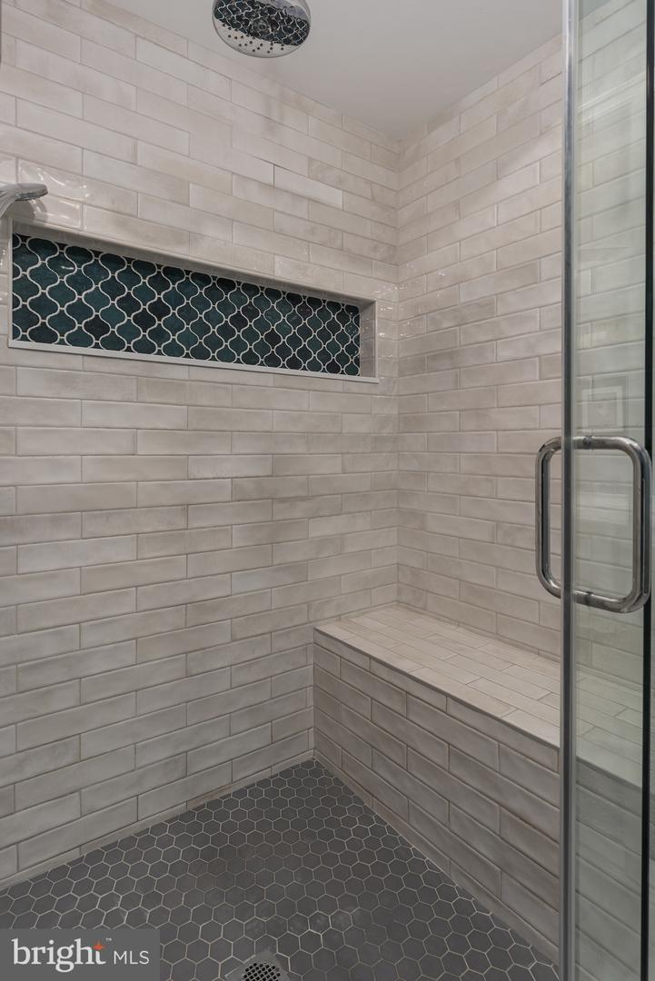 102 Rowland Dr #101 Property Photo 23