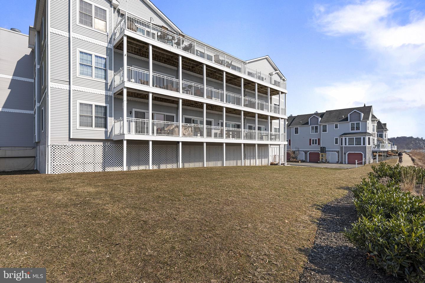102 Rowland Dr #101 Property Photo 35
