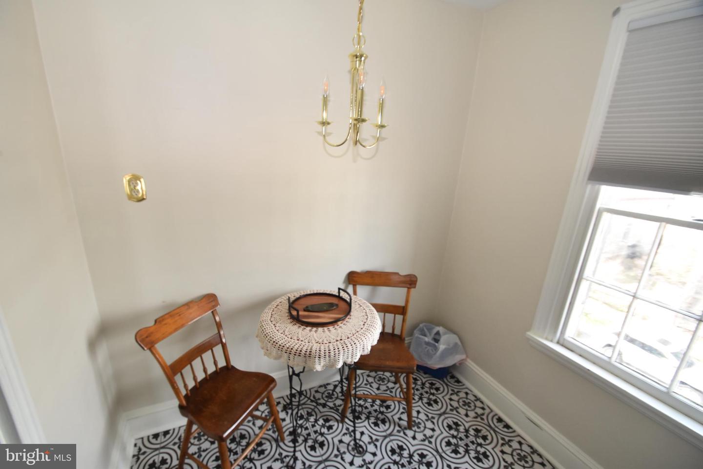 104 Bohemia Ave Property Photo 6