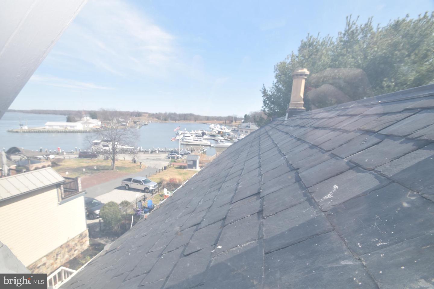 104 Bohemia Ave Property Photo 16