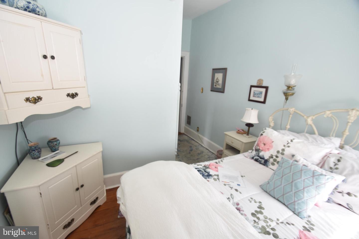 104 Bohemia Ave Property Photo 31