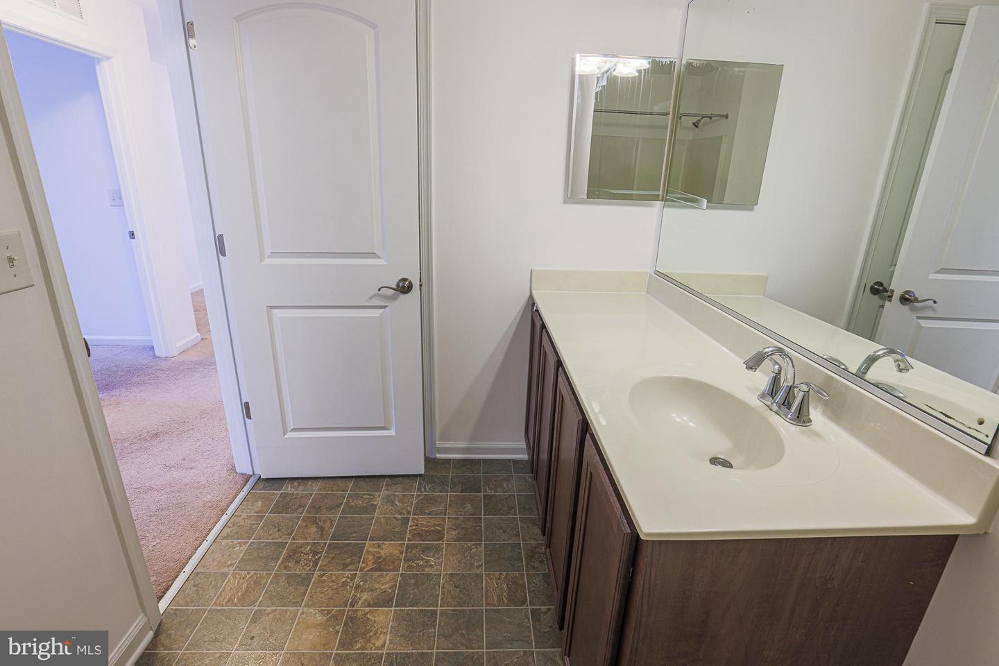 596 Claiborne Rd Property Photo 26