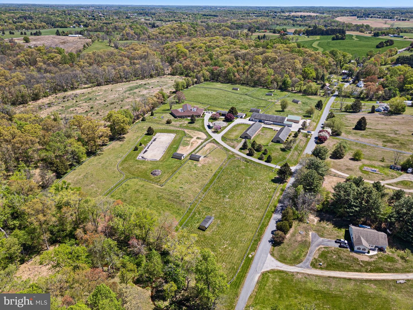 211 Woolens Rd Property Photo 3