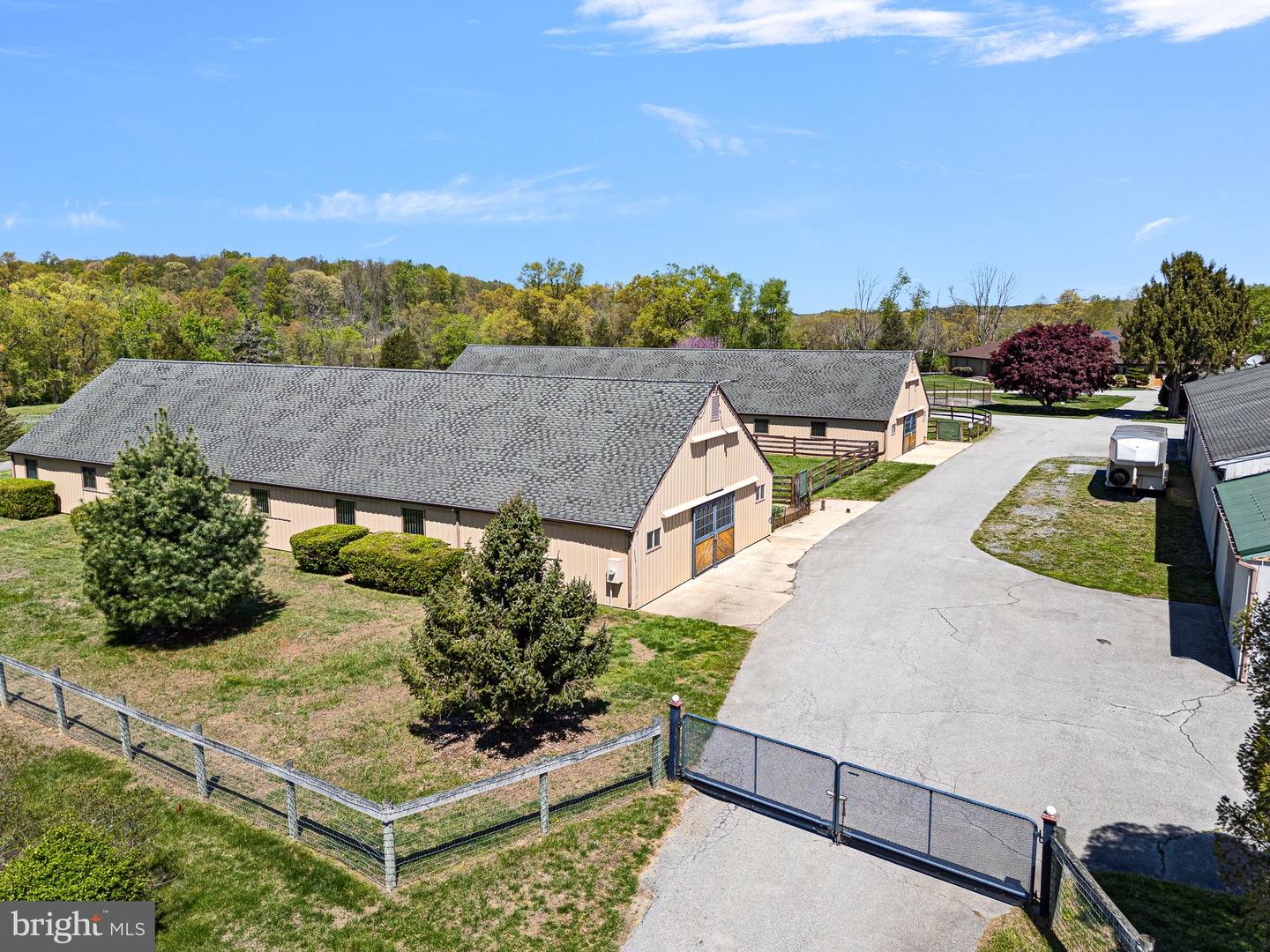 211 Woolens Rd Property Photo 10