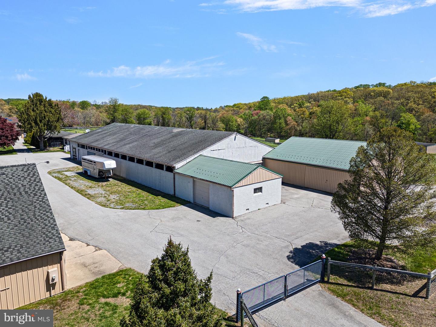 211 Woolens Rd Property Photo 11