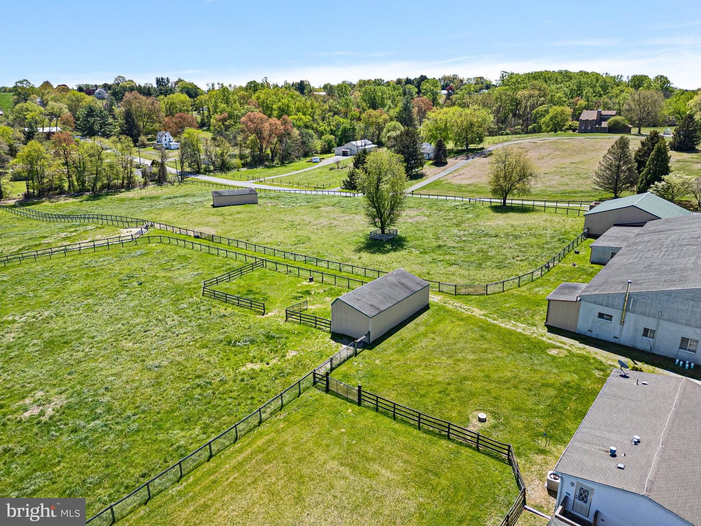 211 Woolens Rd Property Photo 15
