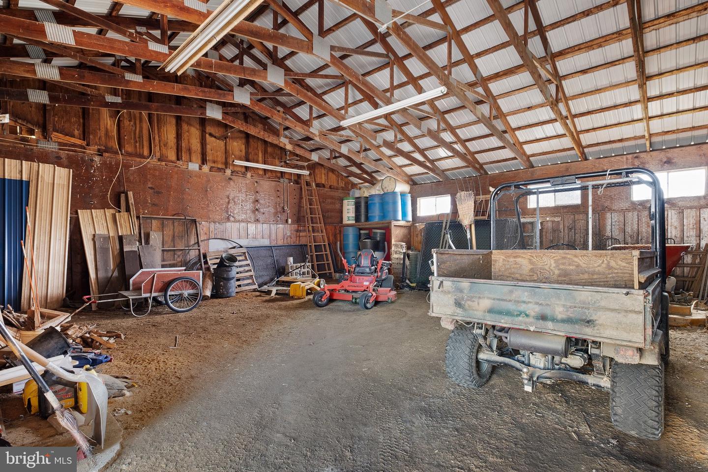211 Woolens Rd Property Photo 27