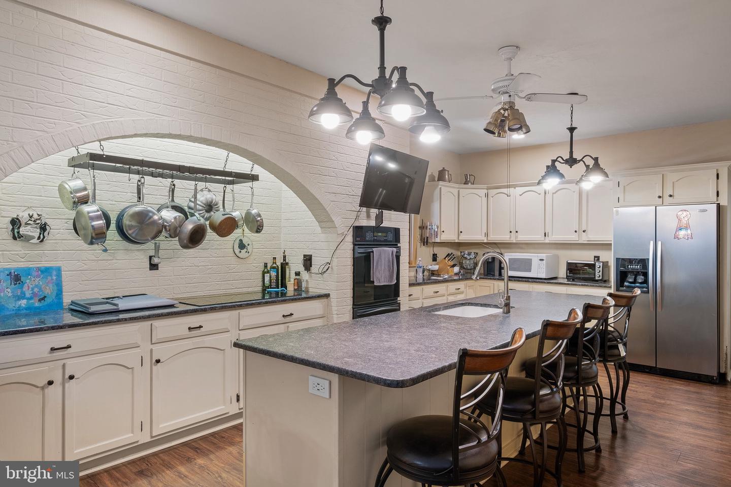 211 Woolens Rd Property Photo 35