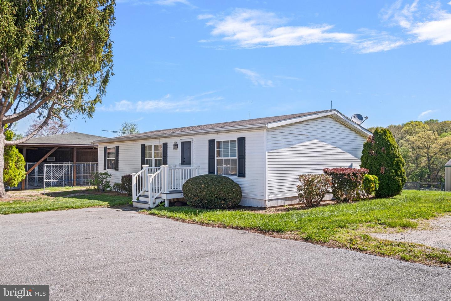 211 Woolens Rd Property Photo 58
