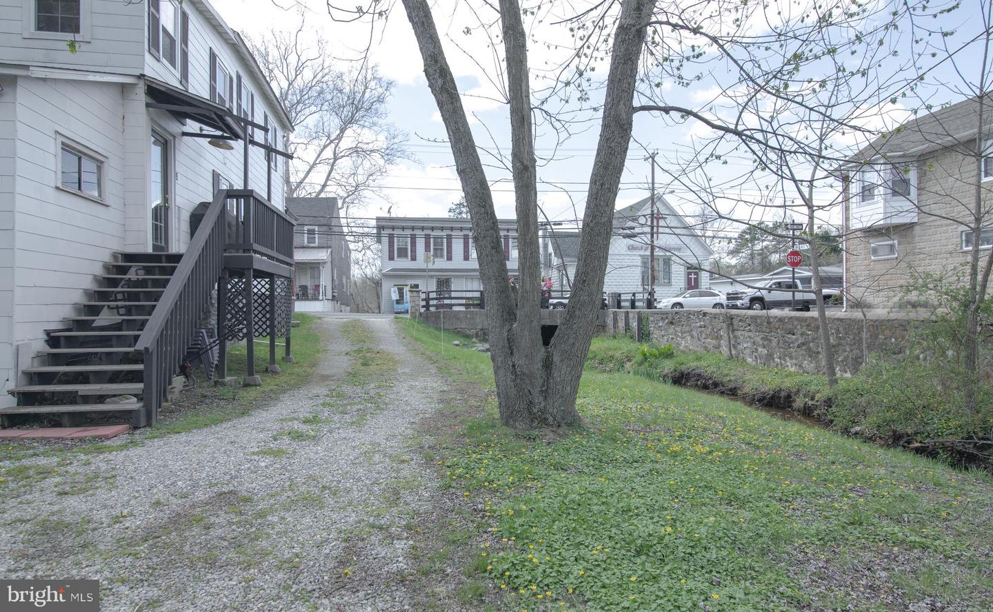 202 S Main St Property Photo 4