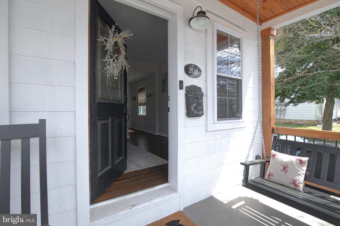 202 S Main St Property Photo 6