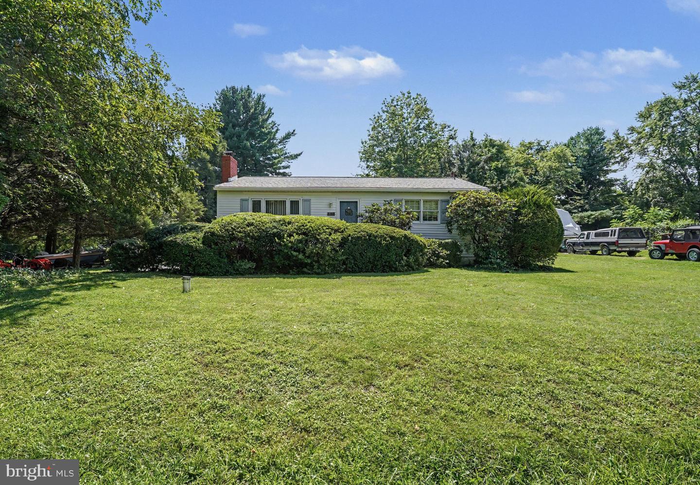 240 Elkmore Rd Property Photo 1