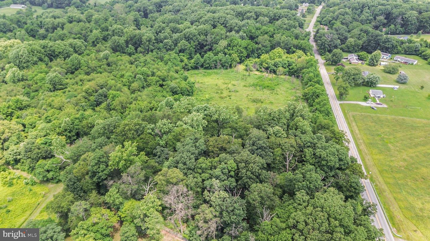 Colora Rd Property Photo 6