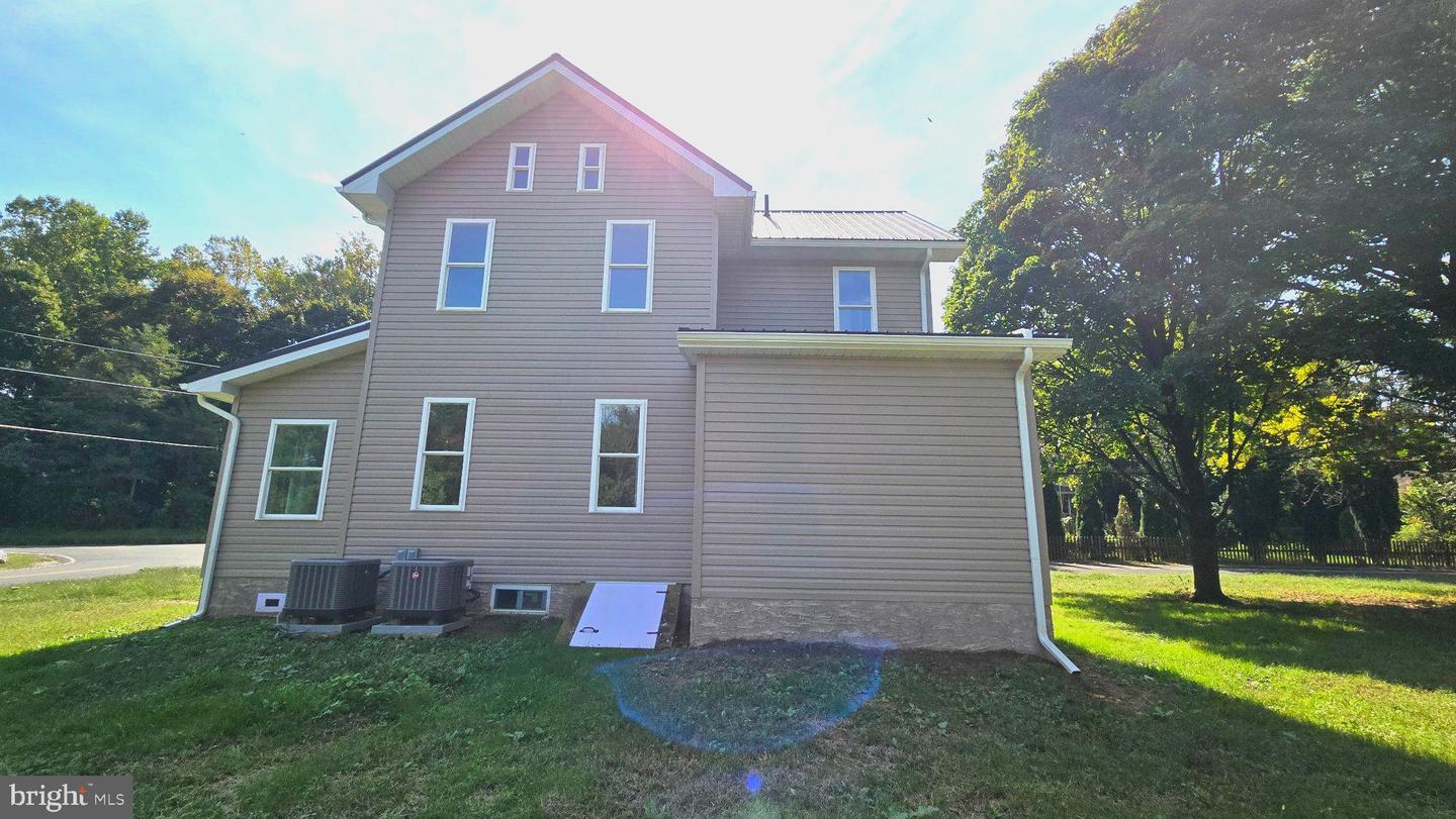 743 Bell Manor Rd Property Photo 8