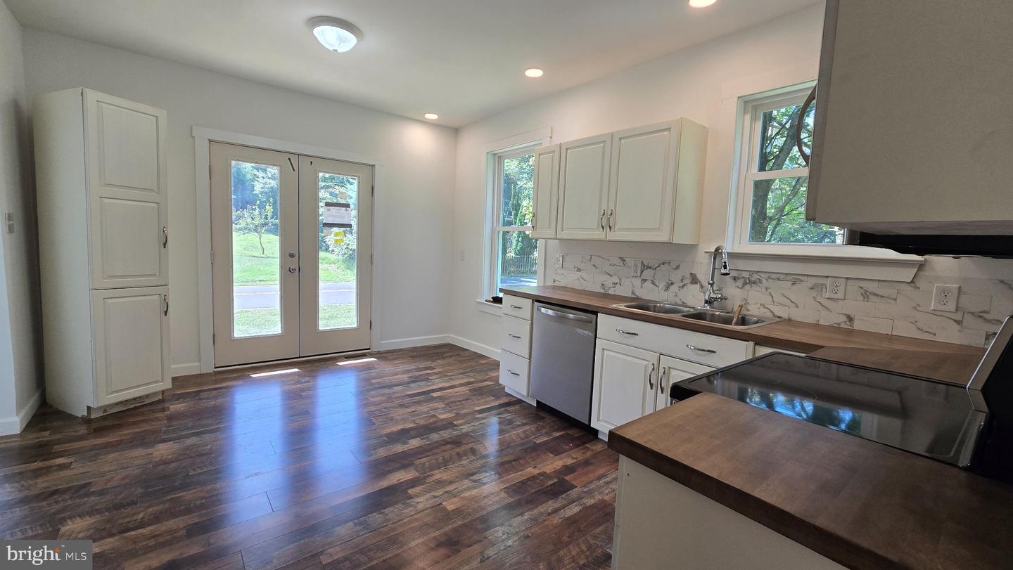 743 Bell Manor Rd Property Photo 13