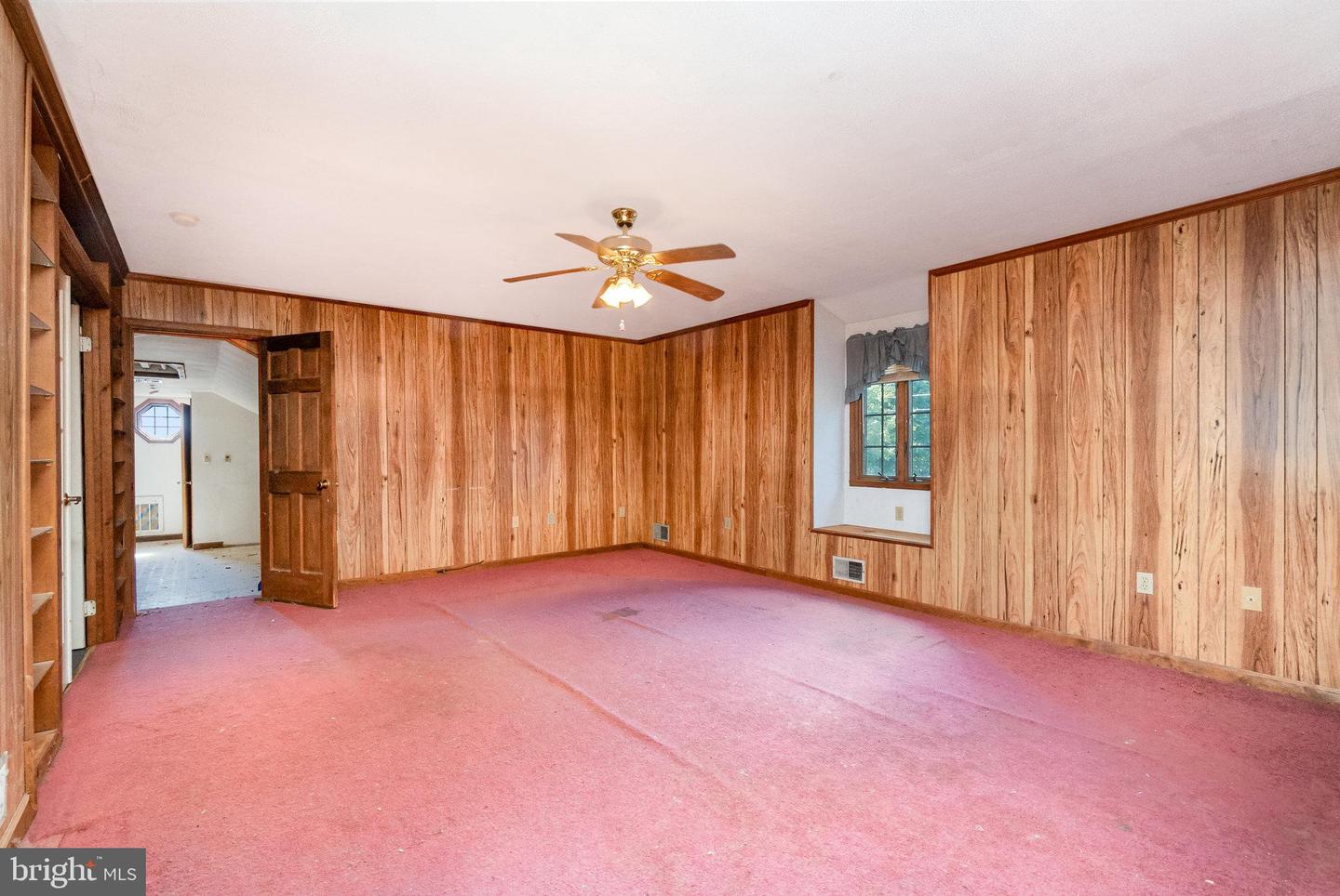80 Parkside Dr Property Photo 15
