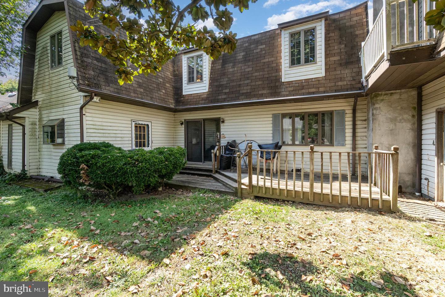 80 Parkside Dr Property Photo 31