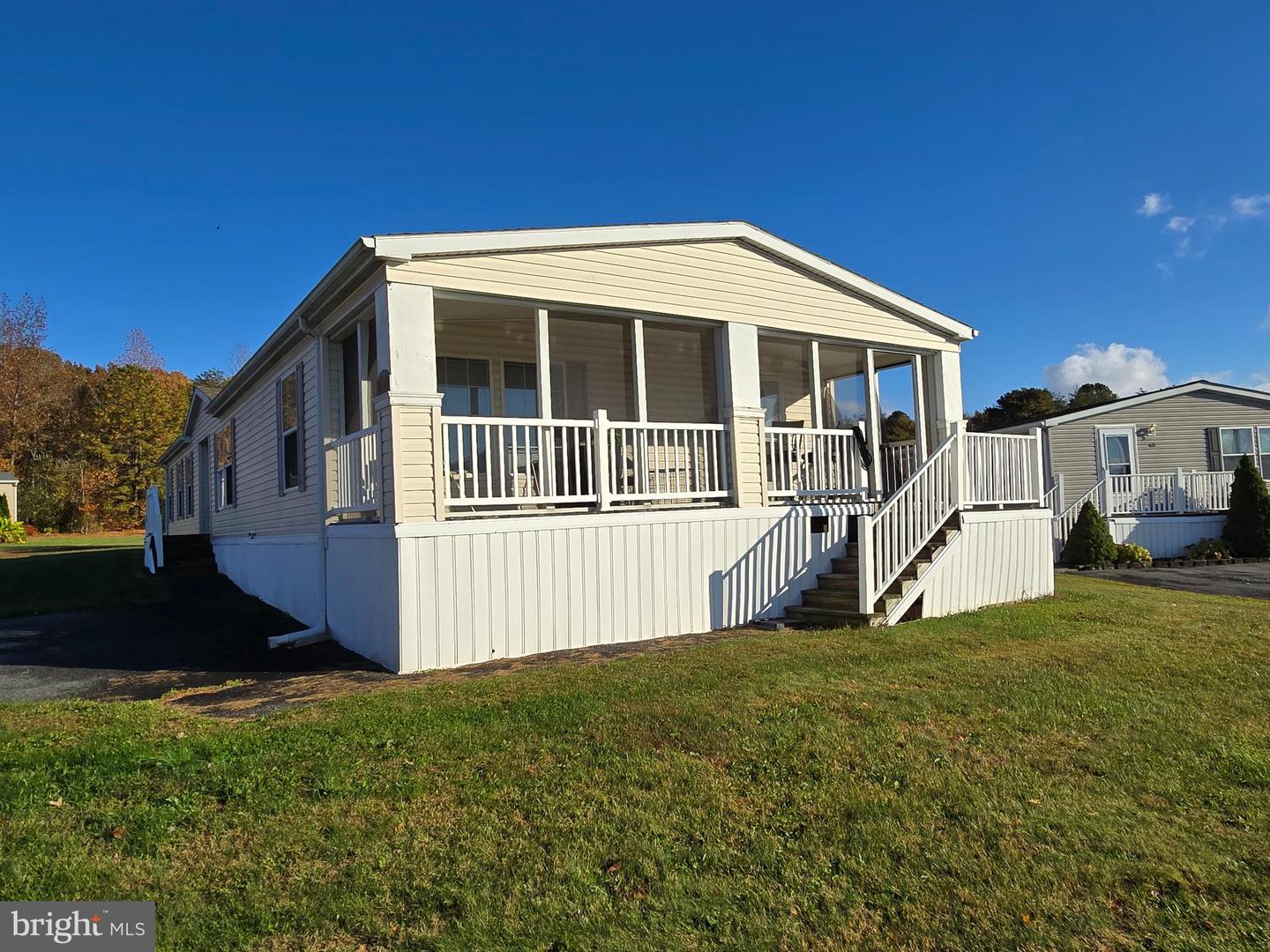 10 King Richard Drive Property Photo 3