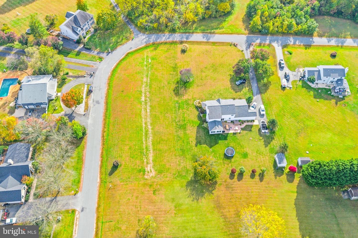 108 Lance Ct Property Photo 8