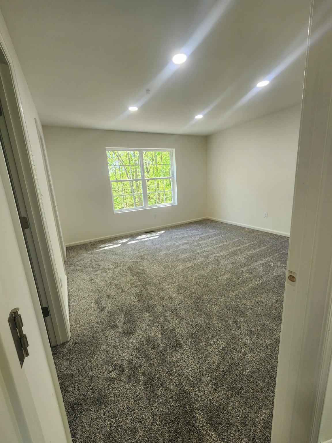 1132 Nottingham Rd Property Photo 5