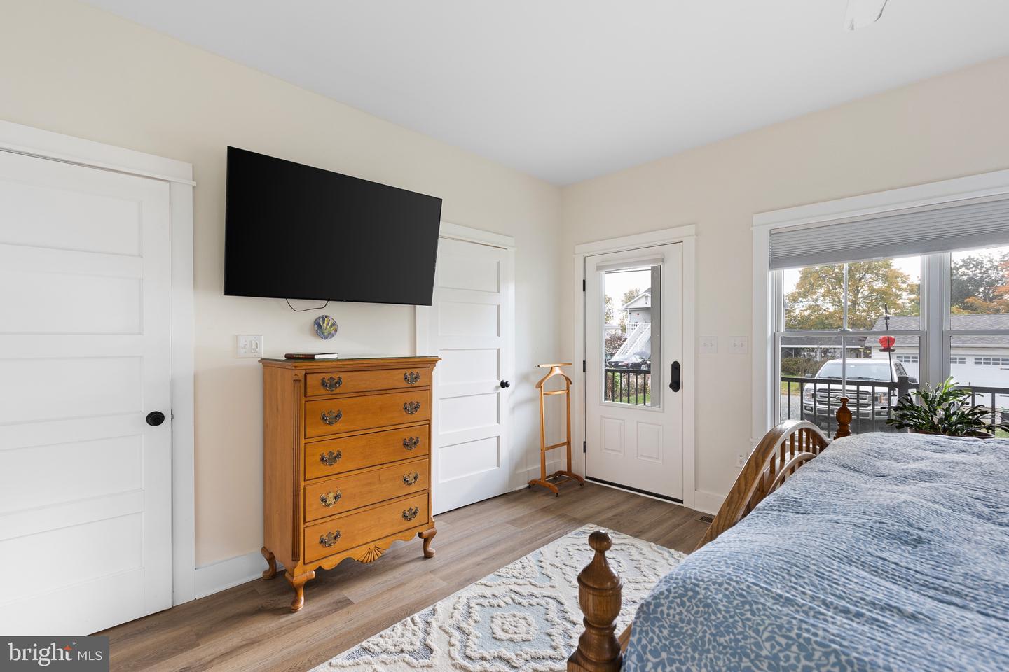 330 Cecil Street Property Photo 21