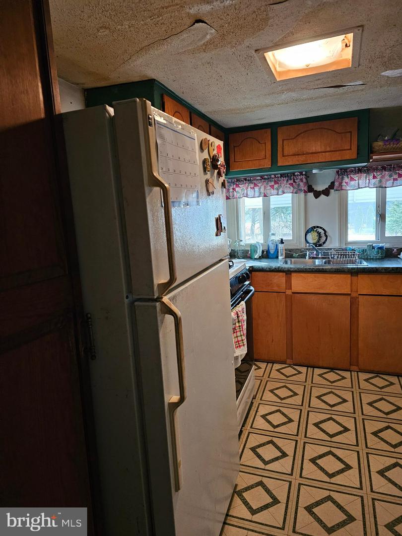 59 Property Photo 19