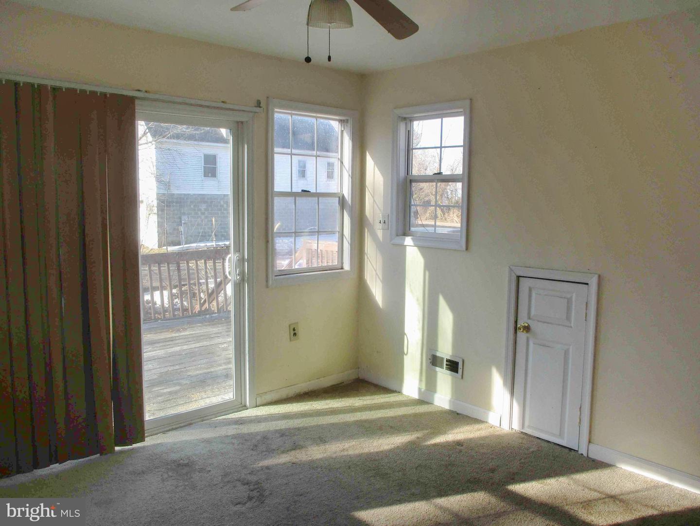 159 Park Dr Property Photo 13