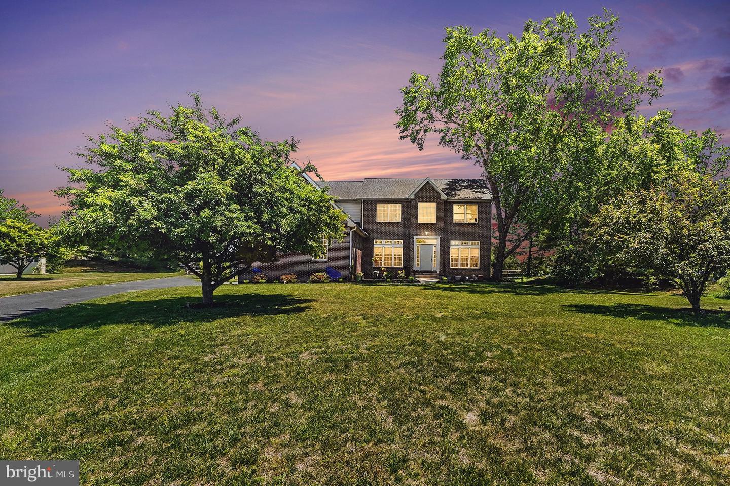 64 Open Meadow Ct Property Photo 3