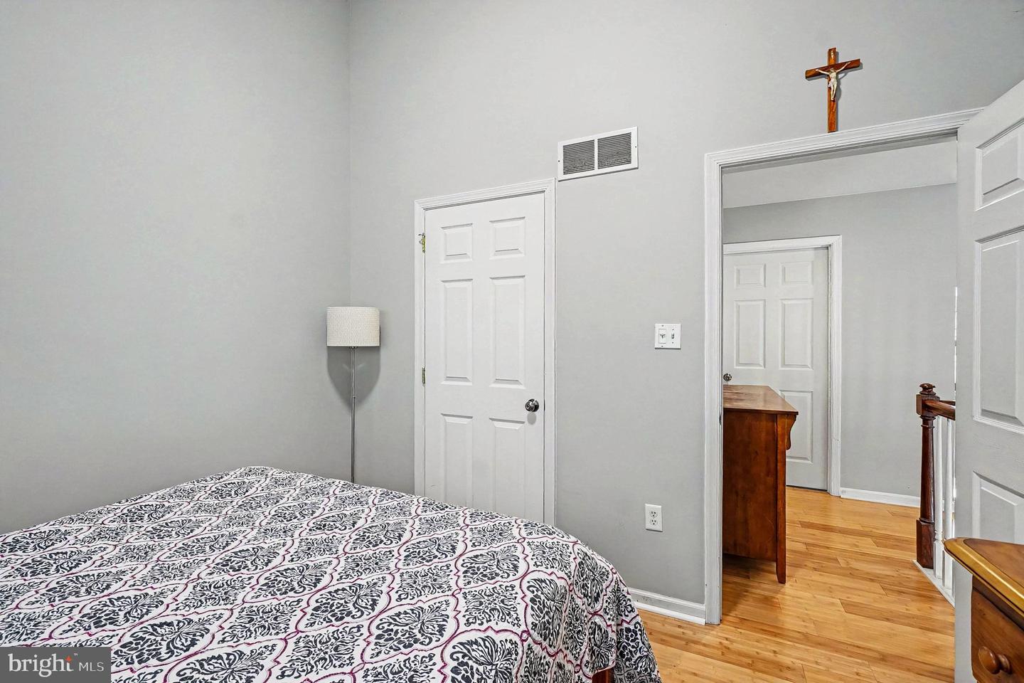 64 Open Meadow Ct Property Photo 24