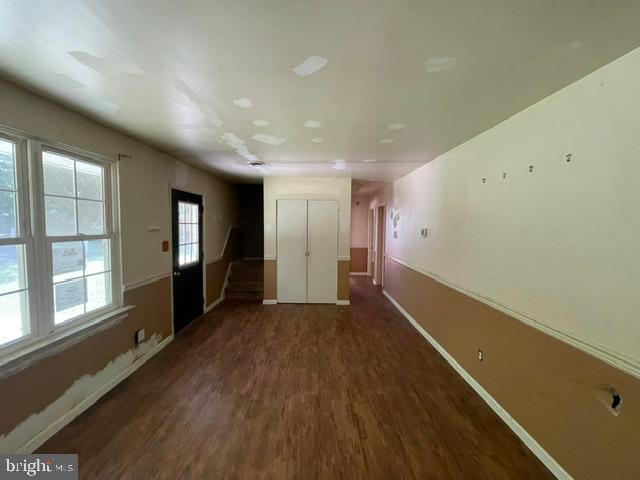 30 Spring Ln Property Photo 5