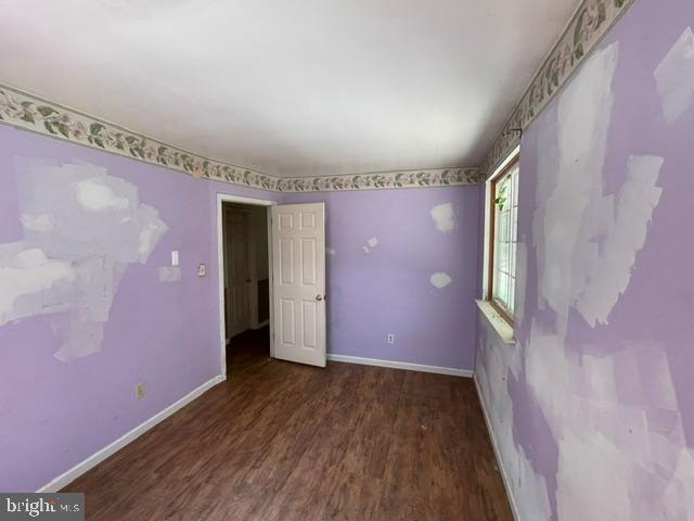 30 Spring Ln Property Photo 10