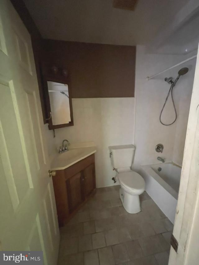 30 Spring Ln Property Photo 17