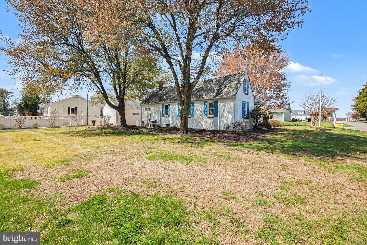 112 Midway Dr Property Photo 6
