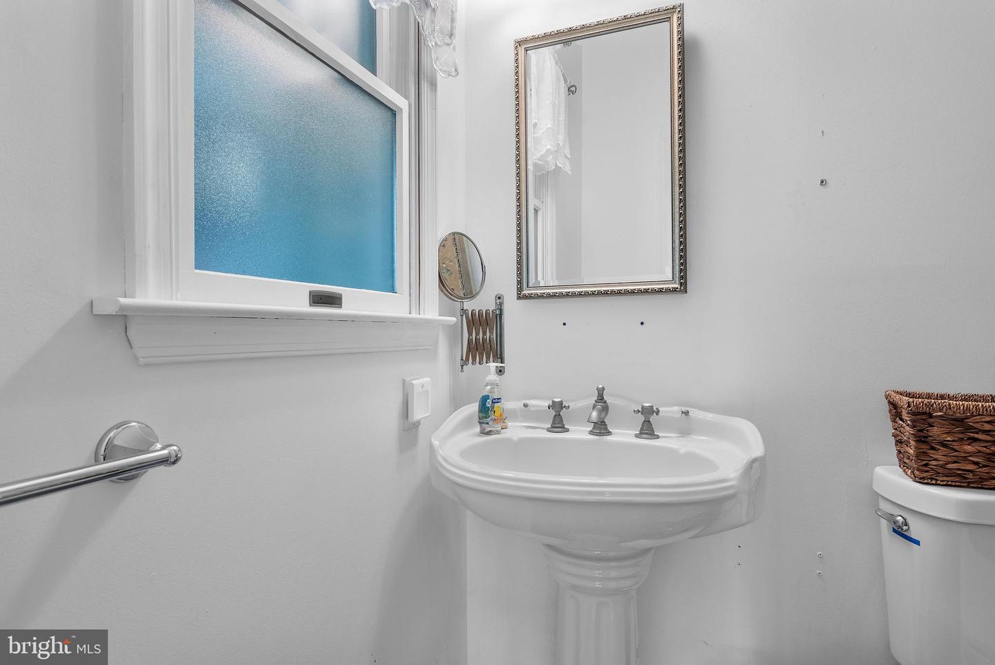 143 Clemencia Rd Property Photo 23