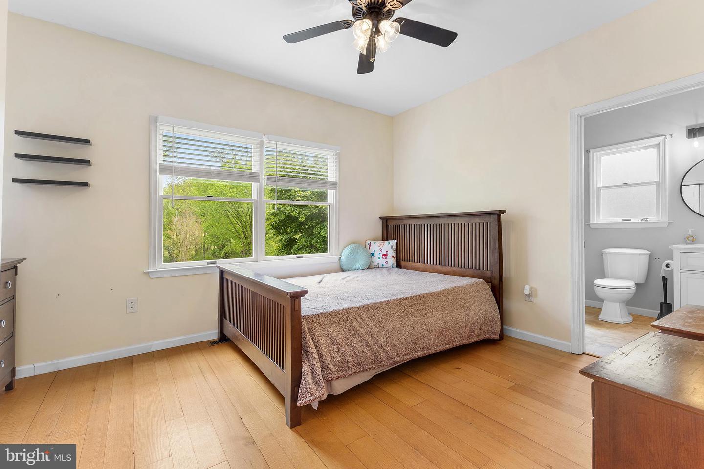 143 Clemencia Rd Property Photo 32