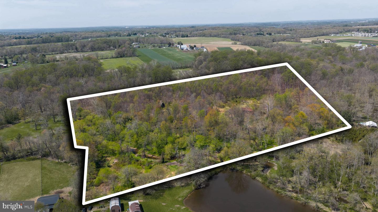 95 Frog Hollow Ln Property Photo 1