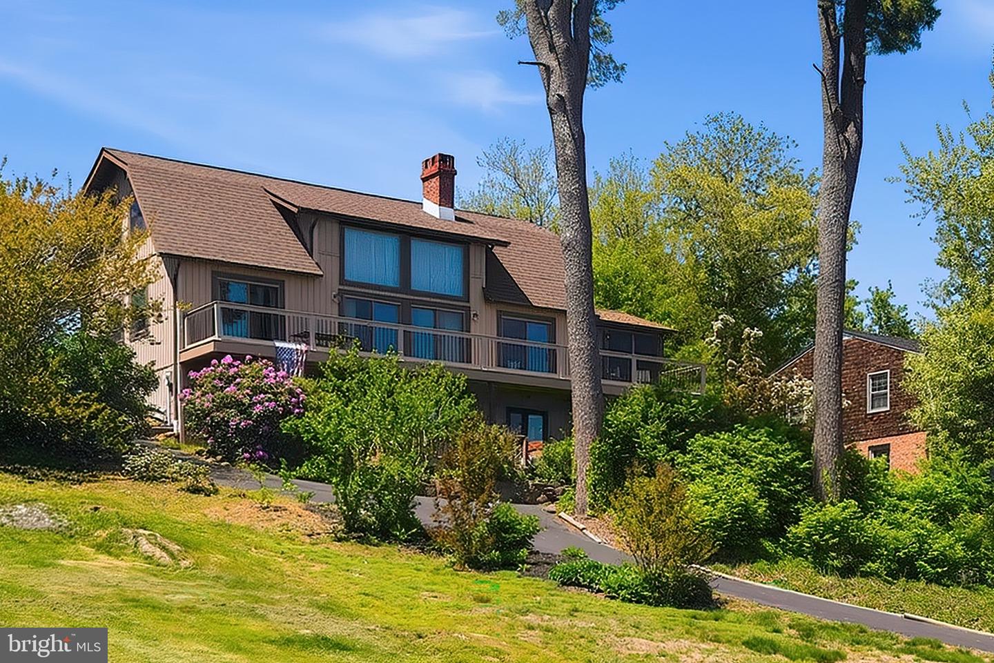 33 BONNEY SHORES