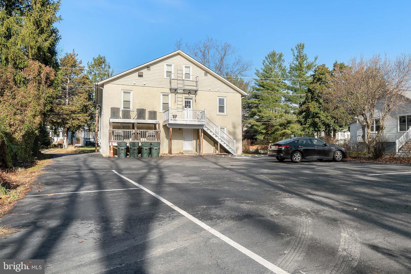 306 E Cecil Ave #a Property Photo 5