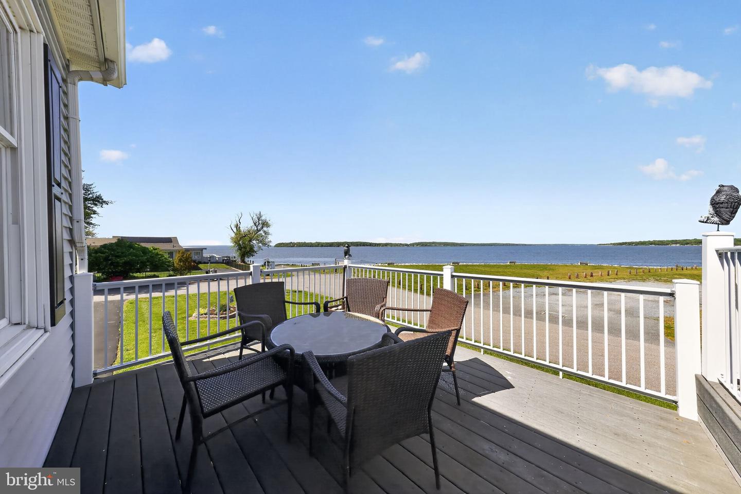 114 Bluff Rd Property Photo 1